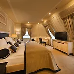 Wilson Palace By Loft 4*