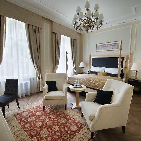 Отель Wilson Palace By Loft