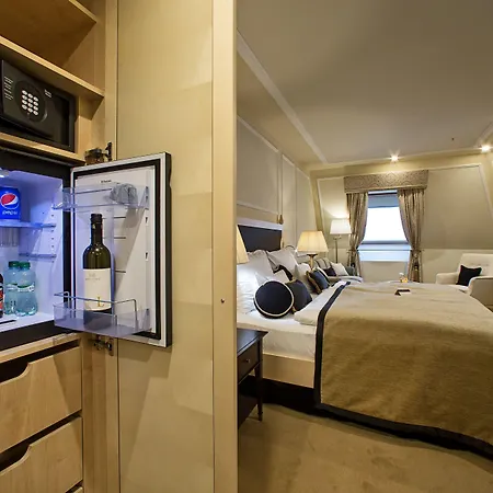 Wilson Palace By Loft Отель Братислава