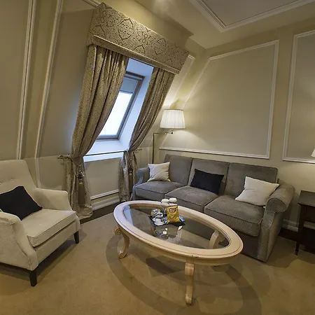 Wilson Palace By Loft 4*