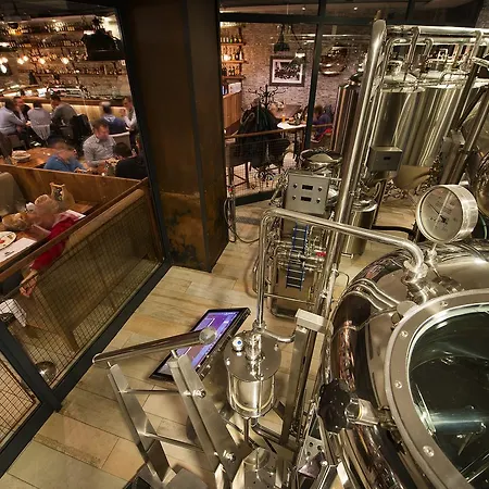 Wilson Palace By Loft Отель Братислава