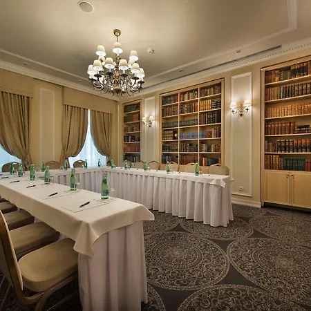Wilson Palace By Loft 酒店 4*