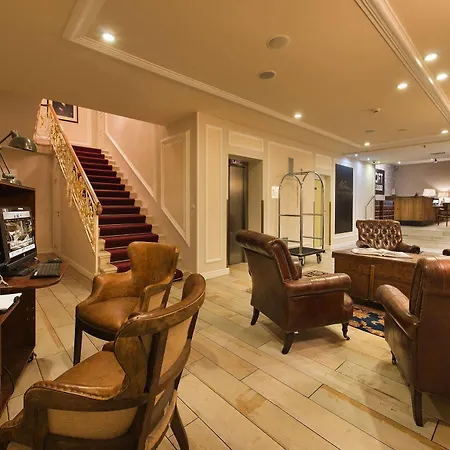 酒店 Wilson Palace By Loft 4*
