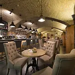 Wilson Palace By Loft Bratislava
