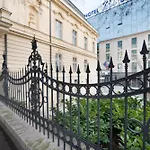 Wilson Palace By Loft Bratislava