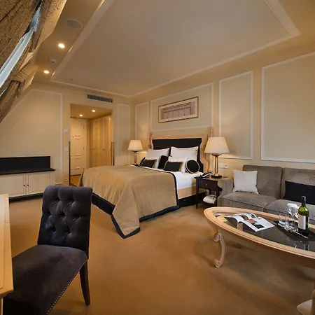 Wilson Palace By Loft Hotel 4*