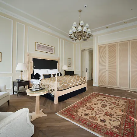 Wilson Palace By Loft Bratislava